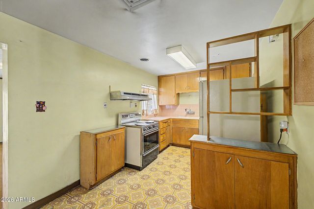 6527 N 20TH Avenue, Phoenix, AZ 85015