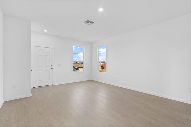 411 Ruby Ford Drive, Cove, TX 77523
