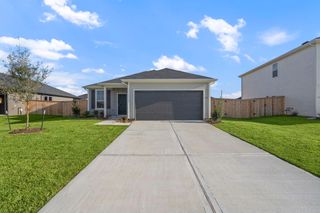 411 Ruby Ford Drive, Cove, TX 77523