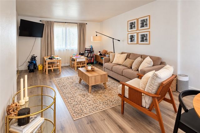 9857 Continental, Huntington Beach, CA 92646