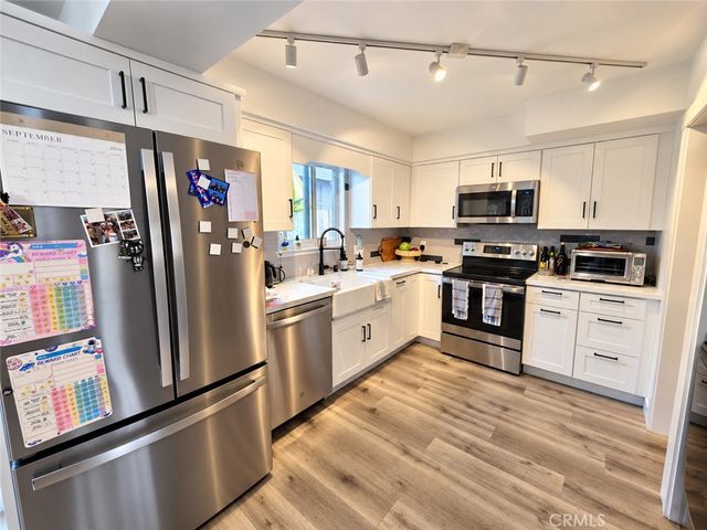 9857 Continental, Huntington Beach, CA 92646