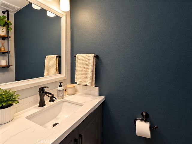 9857 Continental, Huntington Beach, CA 92646