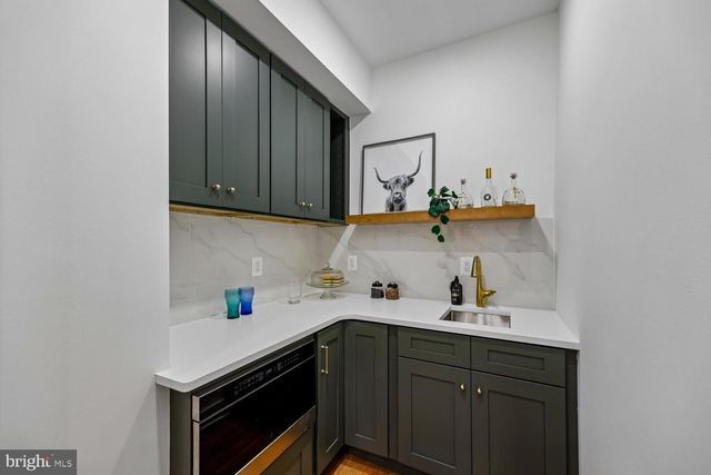 6705 ALLEGHENY AVE, Takoma Park, MD 20912