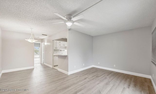 25 Vista Gardens Trail 204, Vero Beach, FL 32962