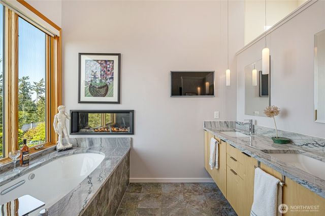 268 Rum Runner Road, Lopez Island, WA 98261