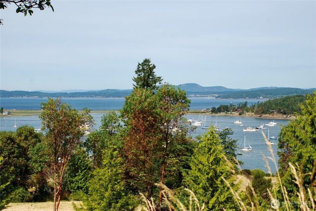 268 Rum Runner Road, Lopez Island, WA 98261