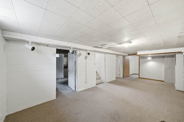 724 19th Street, West Des Moines, IA 50265