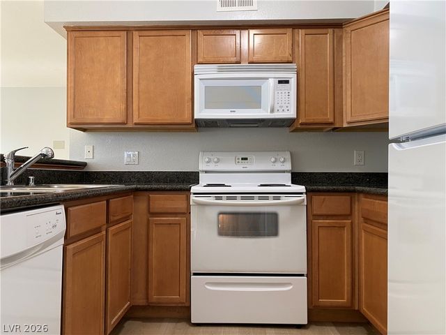 3145 East Flamingo Road 1041, Las Vegas, NV 89121