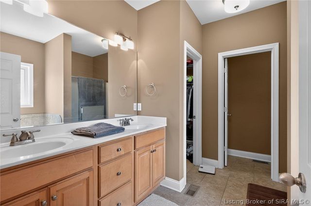504 Autumn Grove Circle, New Albany, IN 47150