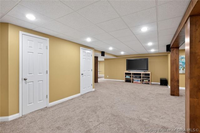 504 Autumn Grove Circle, New Albany, IN 47150