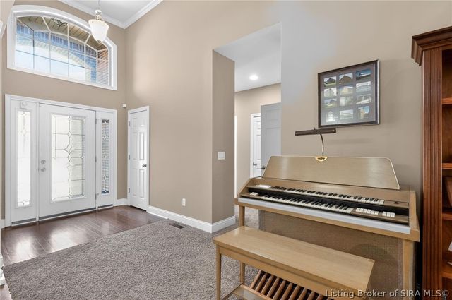 504 Autumn Grove Circle, New Albany, IN 47150