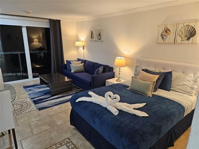19201 Collins Ave 246, Sunny Isles Beach, FL 33160
