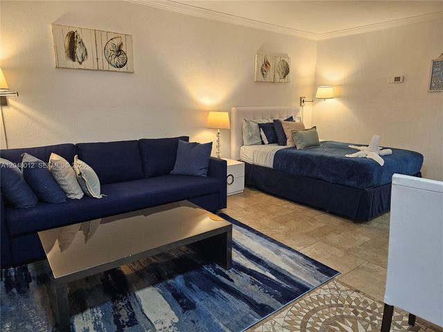 19201 Collins Ave 246, Sunny Isles Beach, FL 33160
