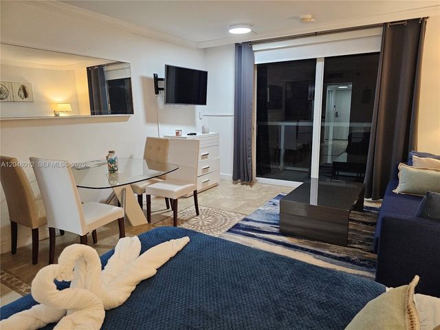 19201 Collins Ave 246, Sunny Isles Beach, FL 33160