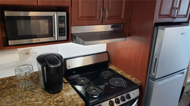 19201 Collins Ave 246, Sunny Isles Beach, FL 33160