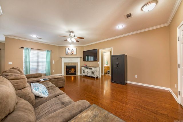 2510 Zoysia Lane, Conway, AR 72034