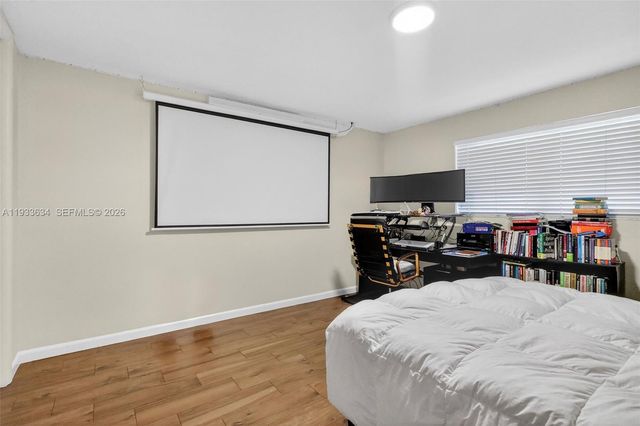 11890 SW 72nd Pl, Pinecrest, FL 33156