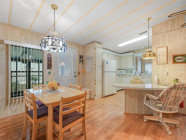 108 KENSINGTON PARK DRIVE, Davenport, FL 33897