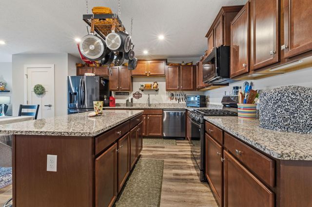 2185 McClouds Square, Marysville, OH 43040