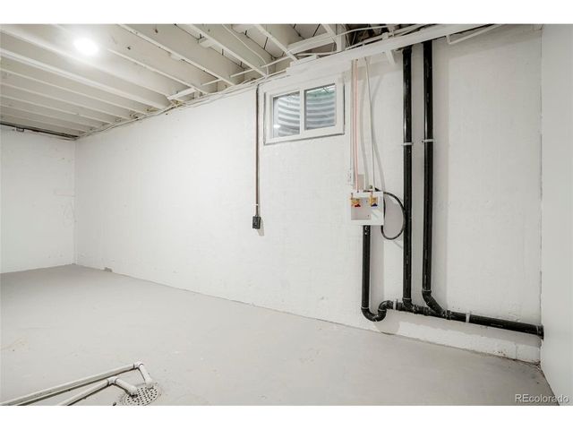 6836 Newcombe St, Arvada, CO 80004