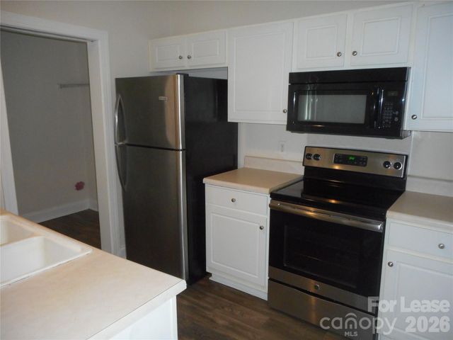 2421 Ryerson Court, Charlotte, NC 28213