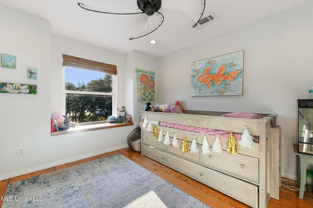 8216 Belle Fontaine Drive, Ocean Springs, MS 39564