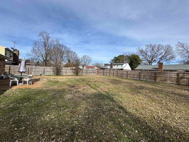 4100 ELMHILL DR, Bartlett, TN 38135