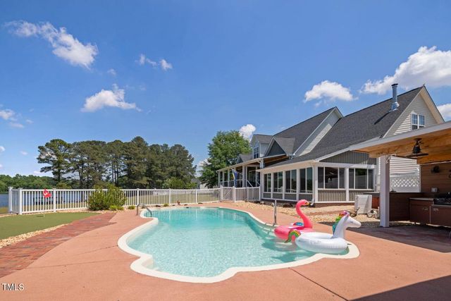 3636-A Holly Grove Road, Dunn, NC 28334