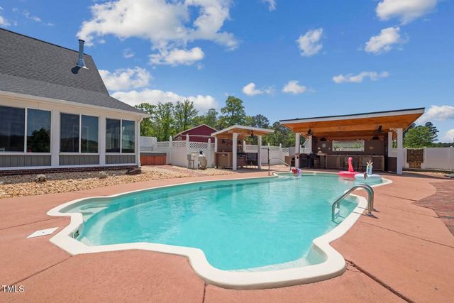 3636-A Holly Grove Road, Dunn, NC 28334