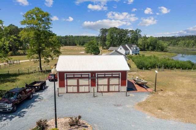 3636-A Holly Grove Road, Dunn, NC 28334