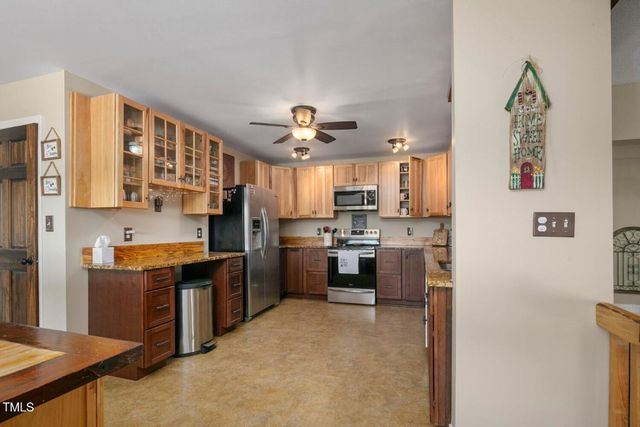 3636-A Holly Grove Road, Dunn, NC 28334