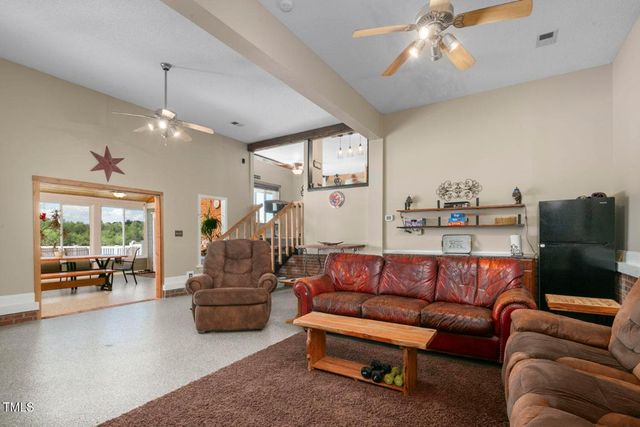 3636-A Holly Grove Road, Dunn, NC 28334