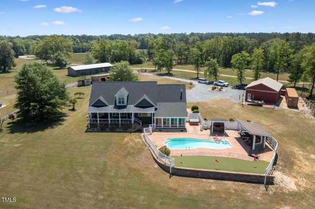 3636-A Holly Grove Road, Dunn, NC 28334