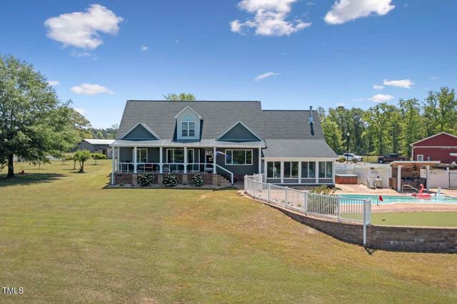 3636-A Holly Grove Road, Dunn, NC 28334