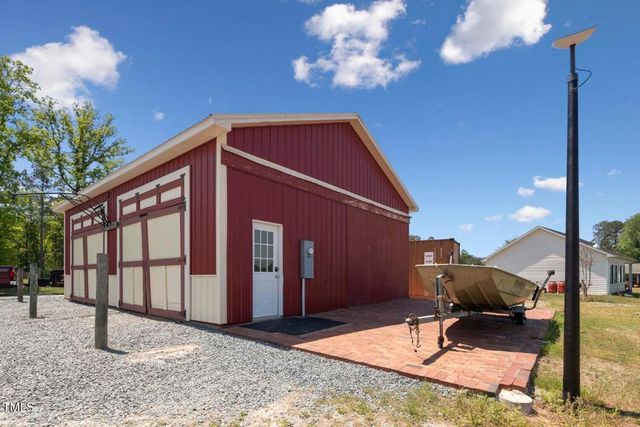 3636-A Holly Grove Road, Dunn, NC 28334