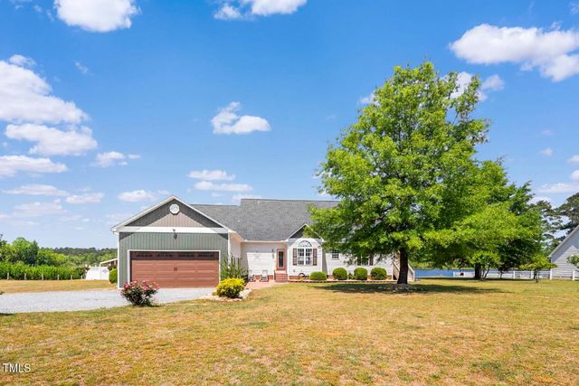 3636-A Holly Grove Road, Dunn, NC 28334