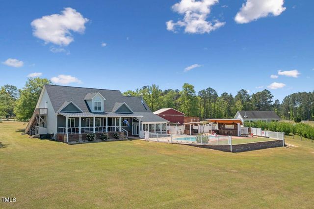 3636-A Holly Grove Road, Dunn, NC 28334