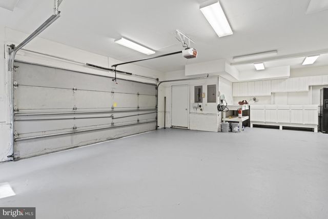 7107 ROXANN RD, Alexandria, VA 22315