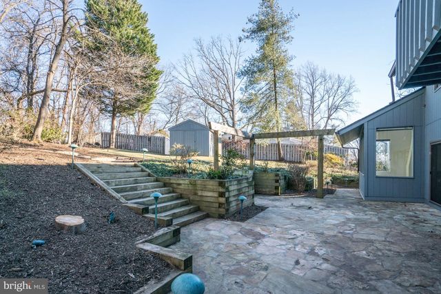 7107 ROXANN RD, Alexandria, VA 22315