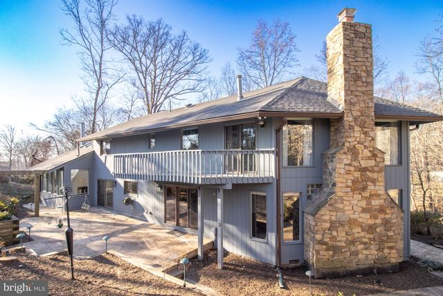 7107 ROXANN RD, Alexandria, VA 22315