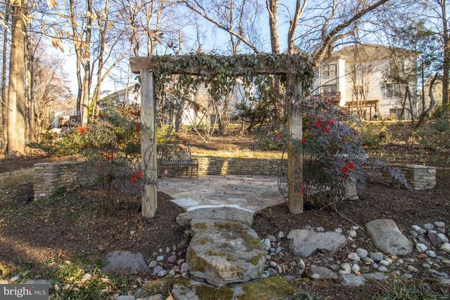 7107 ROXANN RD, Alexandria, VA 22315