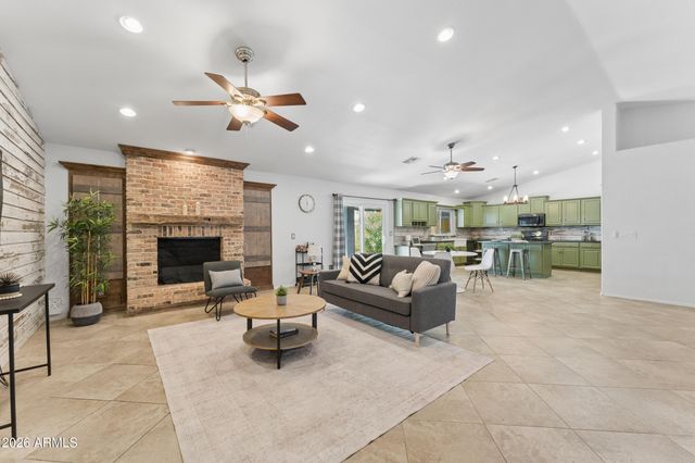 6319 W VILLA MARIA Drive, Glendale, AZ 85308