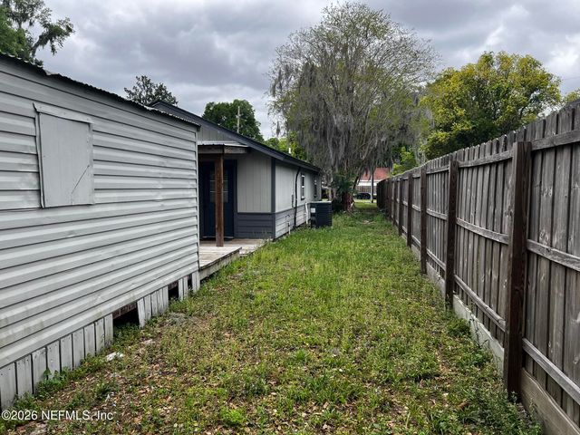 5242 101ST Street 2, Jacksonville, FL 32210