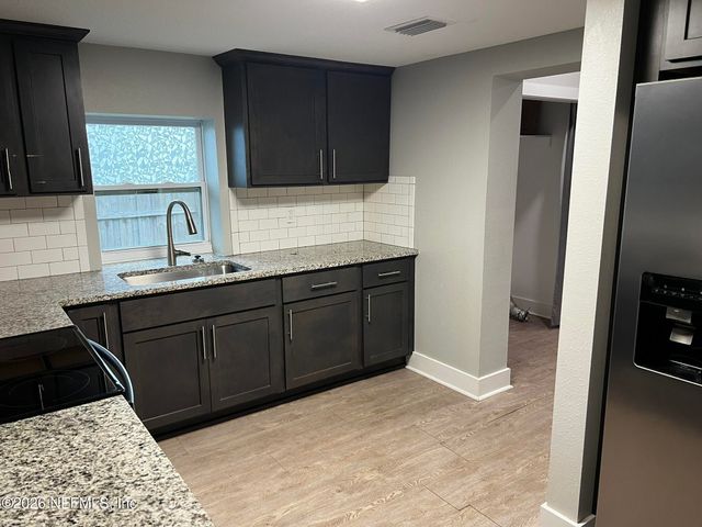 5242 101ST Street 2, Jacksonville, FL 32210