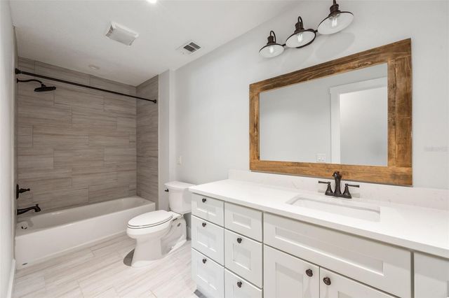 323 MCLAIN LANE, Geneva, FL 32732