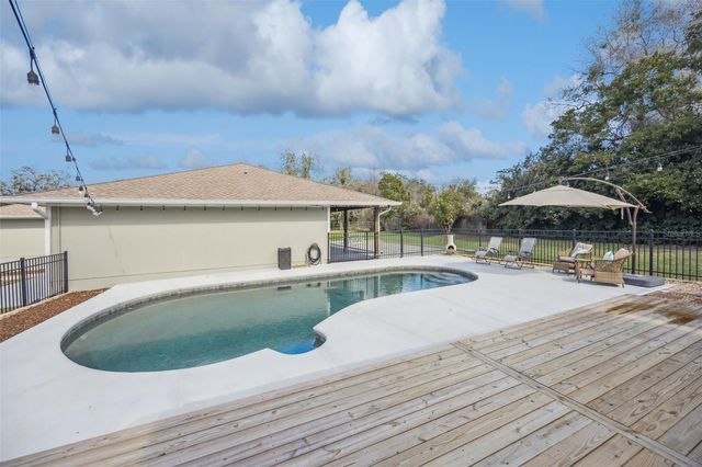 323 MCLAIN LANE, Geneva, FL 32732