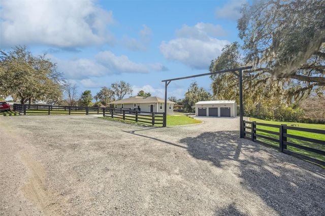 323 MCLAIN LANE, Geneva, FL 32732