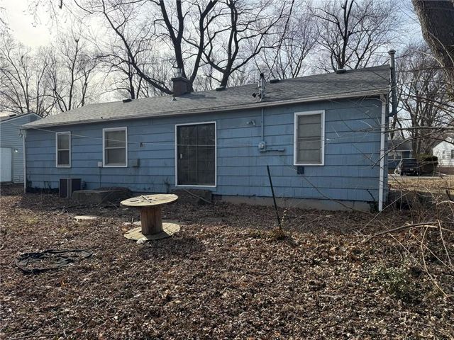 7317 Elm Avenue, Raytown, MO 64133