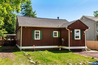 5 Sewell Road, West Milford, NJ 07480