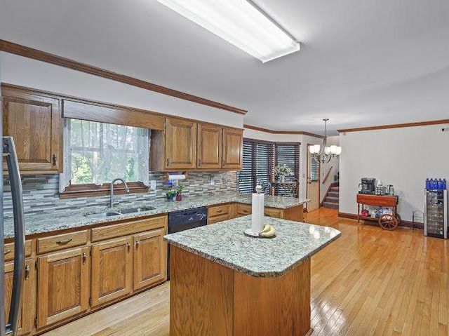 4640 CALLEIGH Way, Snellville, GA 30039